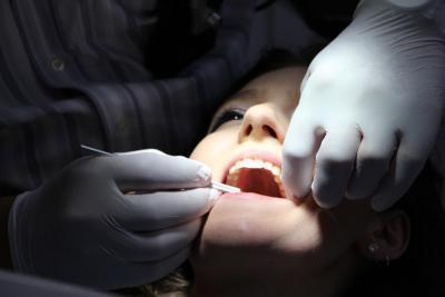 poche parodontale dentiste saint-herblain